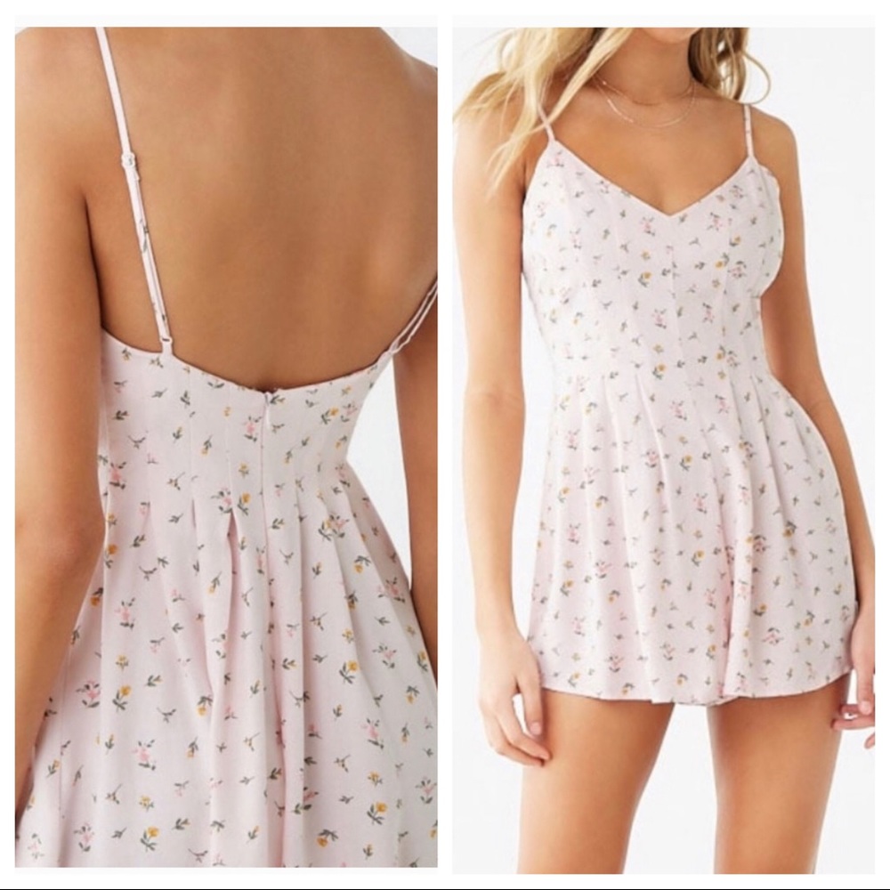 Forever 21 light pink floral print romper